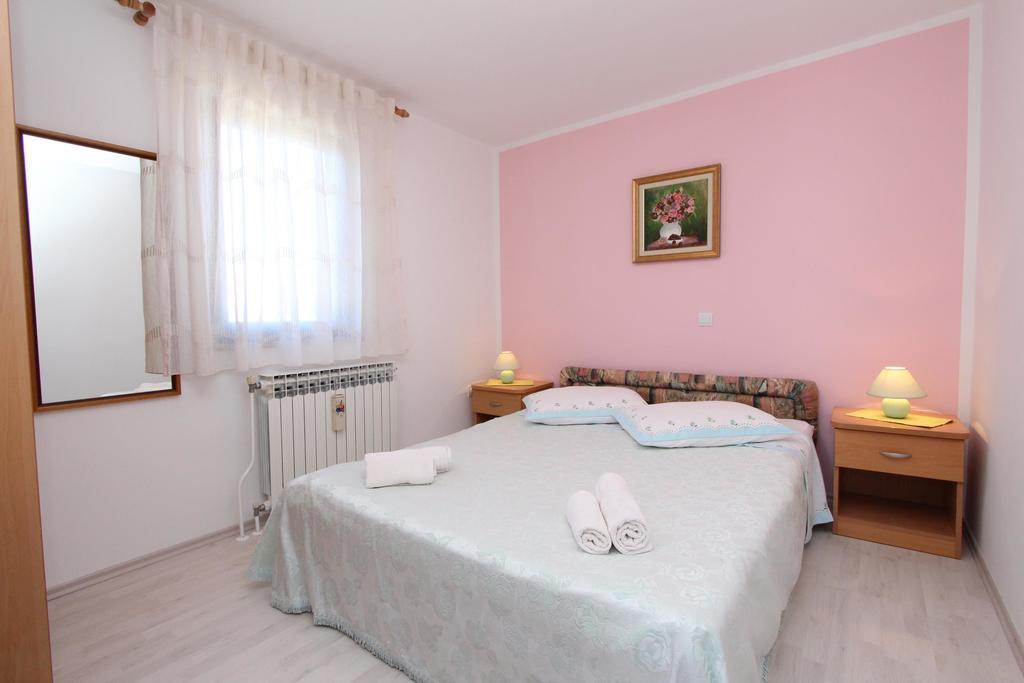 Apartments Pataj Rovinj Exterior photo